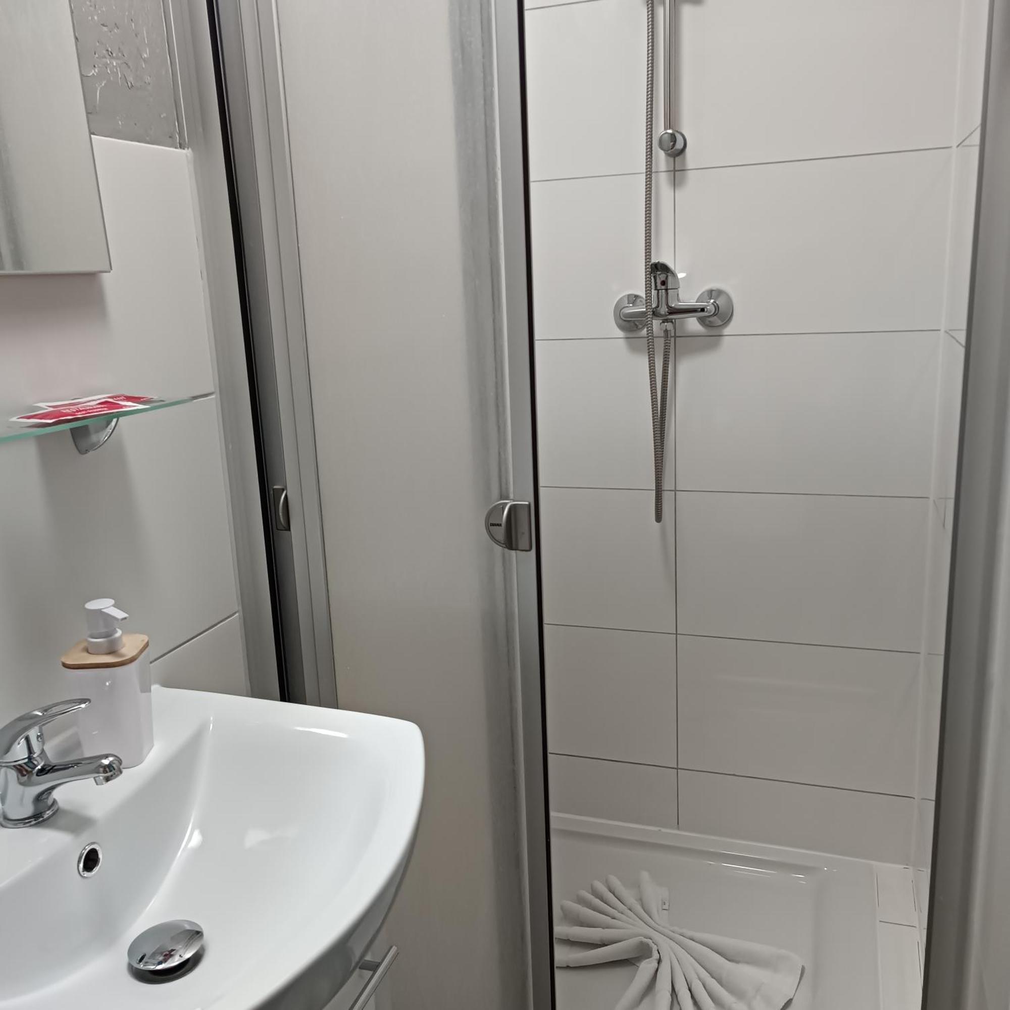 Hotel Ari Kaiserslautern Zewnętrze zdjęcie